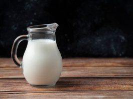 聽說喝牛奶能幫助睡眠 為什麼喝了卻還好 關鍵在於轉換褪黑激素的效率!