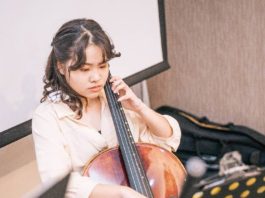華科基金會獎學金得主 庭羽大提琴演奏照片 2
