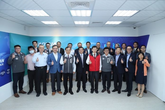 2020桃園航空城疫後智慧應用整合座談會大合影