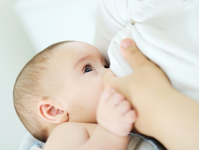 純母乳寶寶發育遲緩