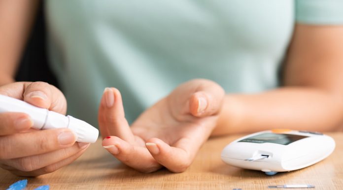 糖尿病與胰島素阻抗 美國CDC教您預防之道 糖尿病患者每日血糖監控