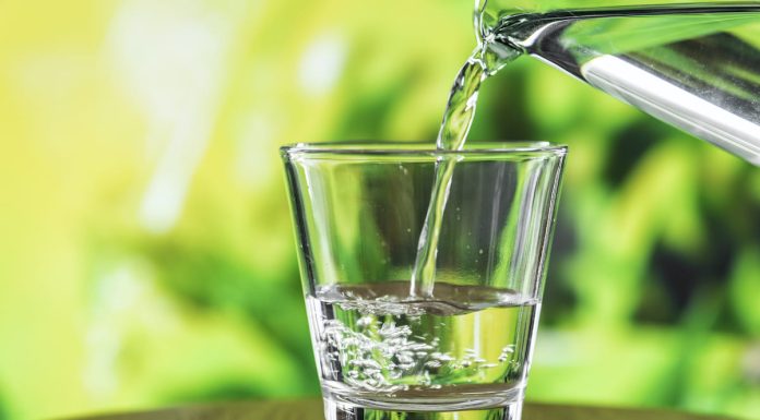 乾旱限水 不能讓 身體缺水 ！(示意圖)