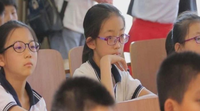 學童近視 率超高！近視王國在台灣！