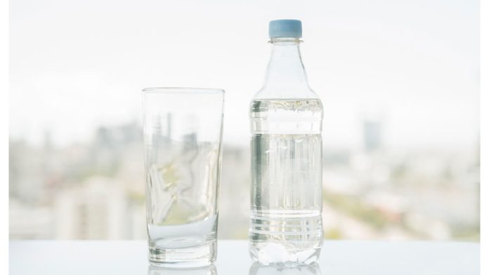 瓶裝水