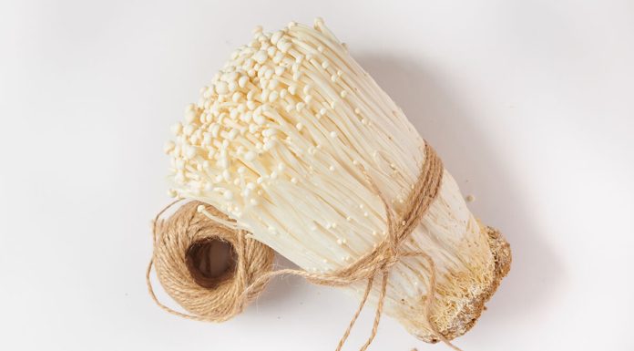 enoki-mushroom-in-popo